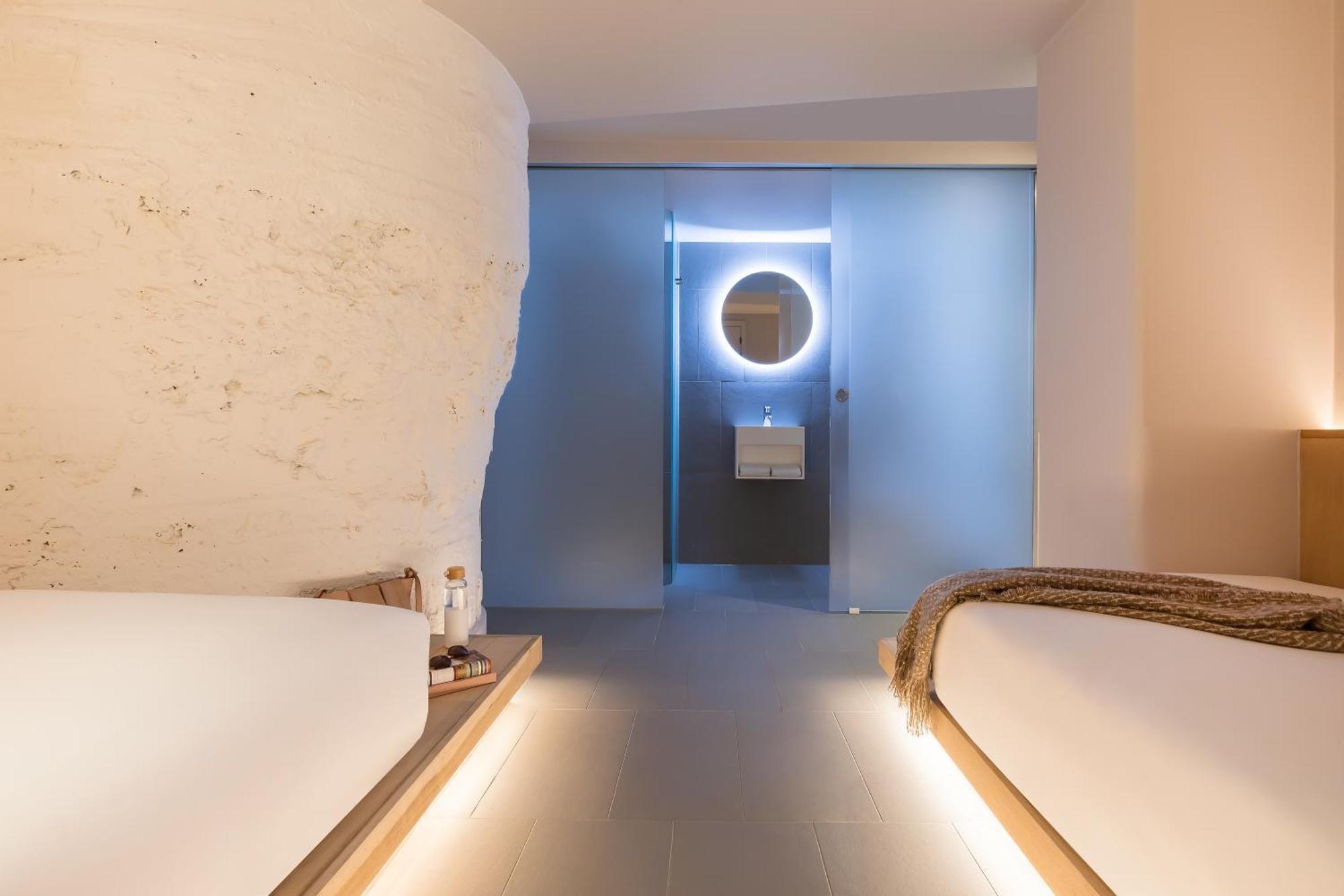 Zedwell Underground Hotel Tottenham Court Rd Лондон Номер фото