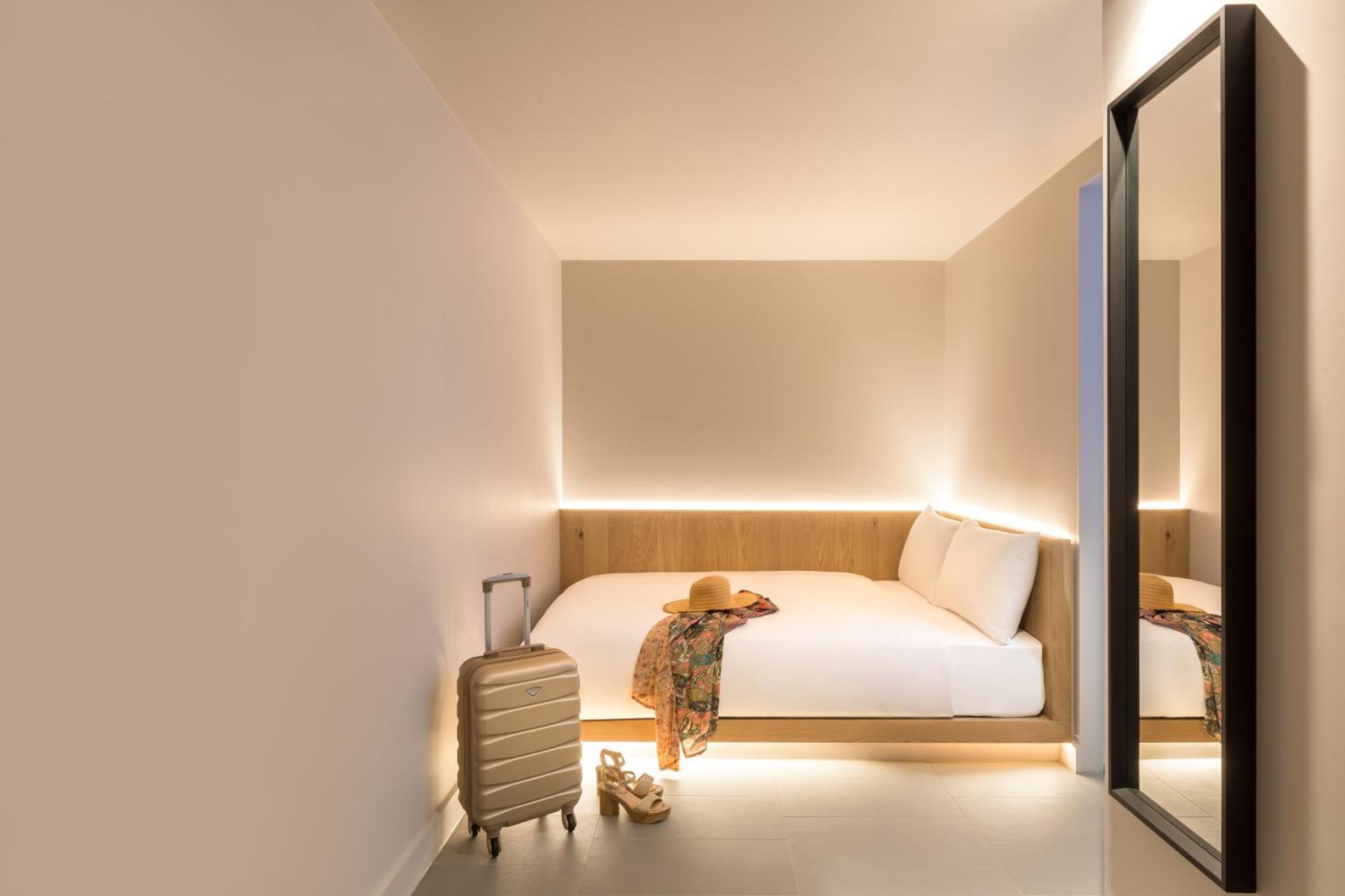 Zedwell Underground Hotel Tottenham Court Rd Лондон Номер фото